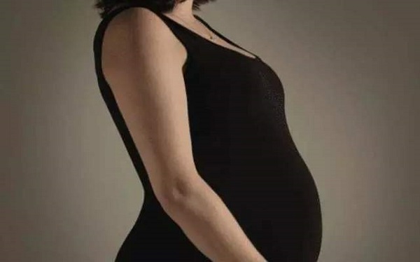 中國(guó)留學(xué)生在美國(guó)產(chǎn)子現(xiàn)狀