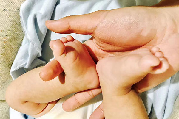 如何去美國生寶寶