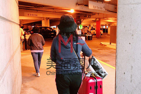 美國生孩子是美國國籍嗎