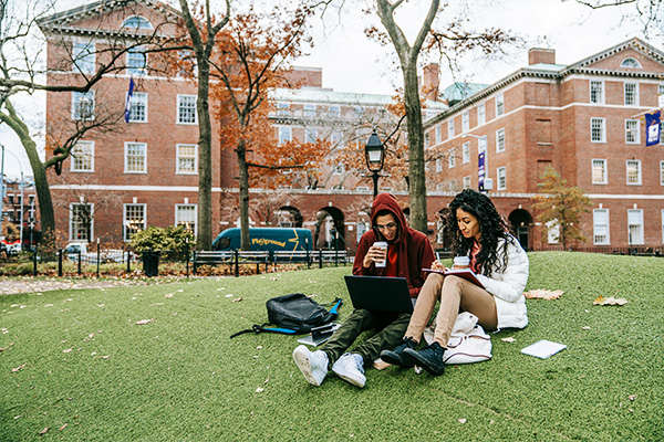 在美國(guó)生子后孩子多久能獲得美籍 